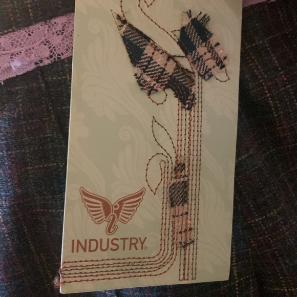 NWT Industry Pleated Bird Skirt.  Sz 27 - Picture 5 of 5